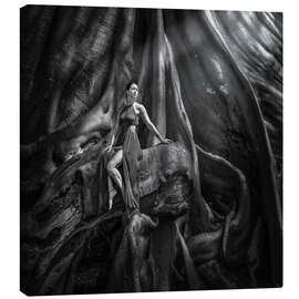 Leinwandbild Frau und der alte Baum