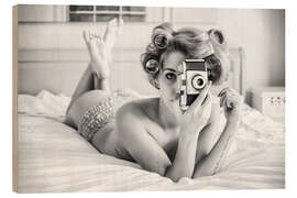 Holzbild A chick, a click, and a curl