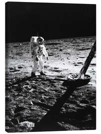 Leinwandbild Astronaut Buzz Aldrin im Raumanzug auf dem Mond